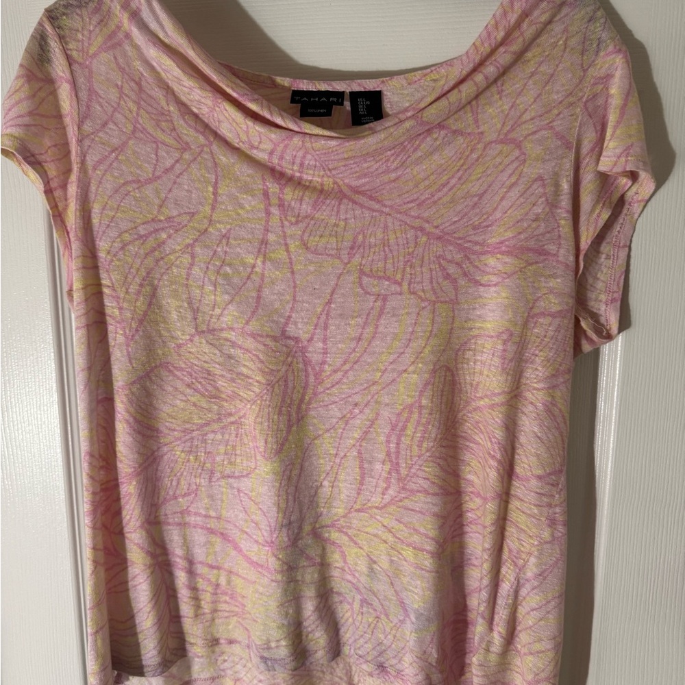 Tahari Pink Graphic Short Sleeve Blouse